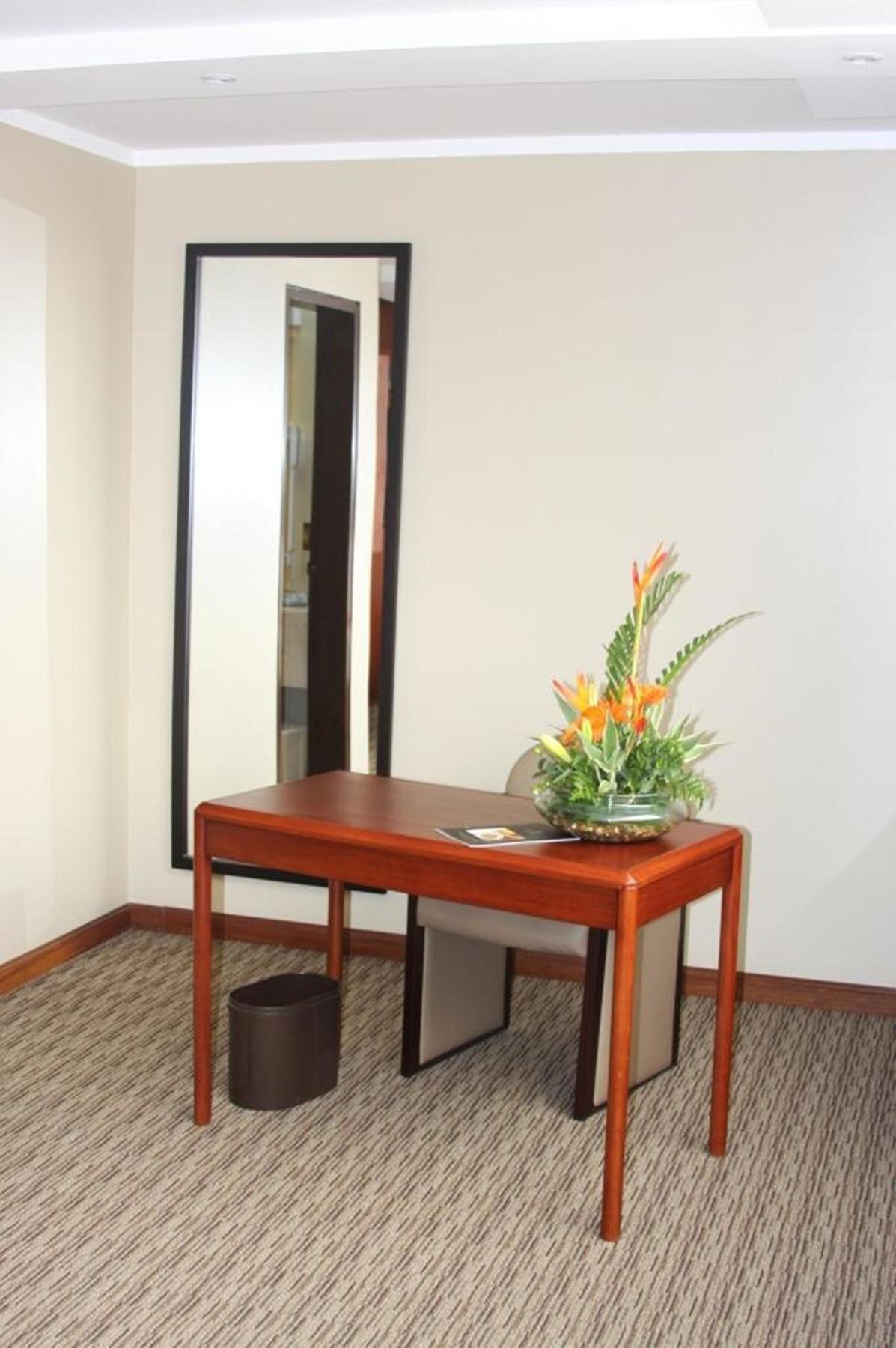 Akros By Bluebay Quito Ngoại thất bức ảnh